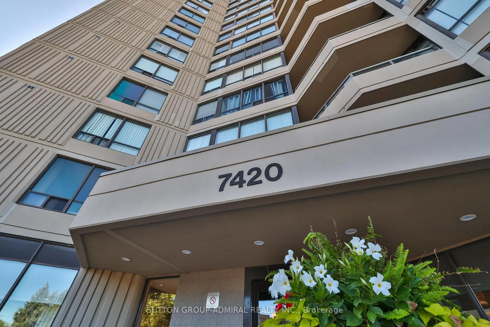 Photo 3 of Unit 1010, 7420 Bathurst Street, Vaughan, Brownridge — HOMEH