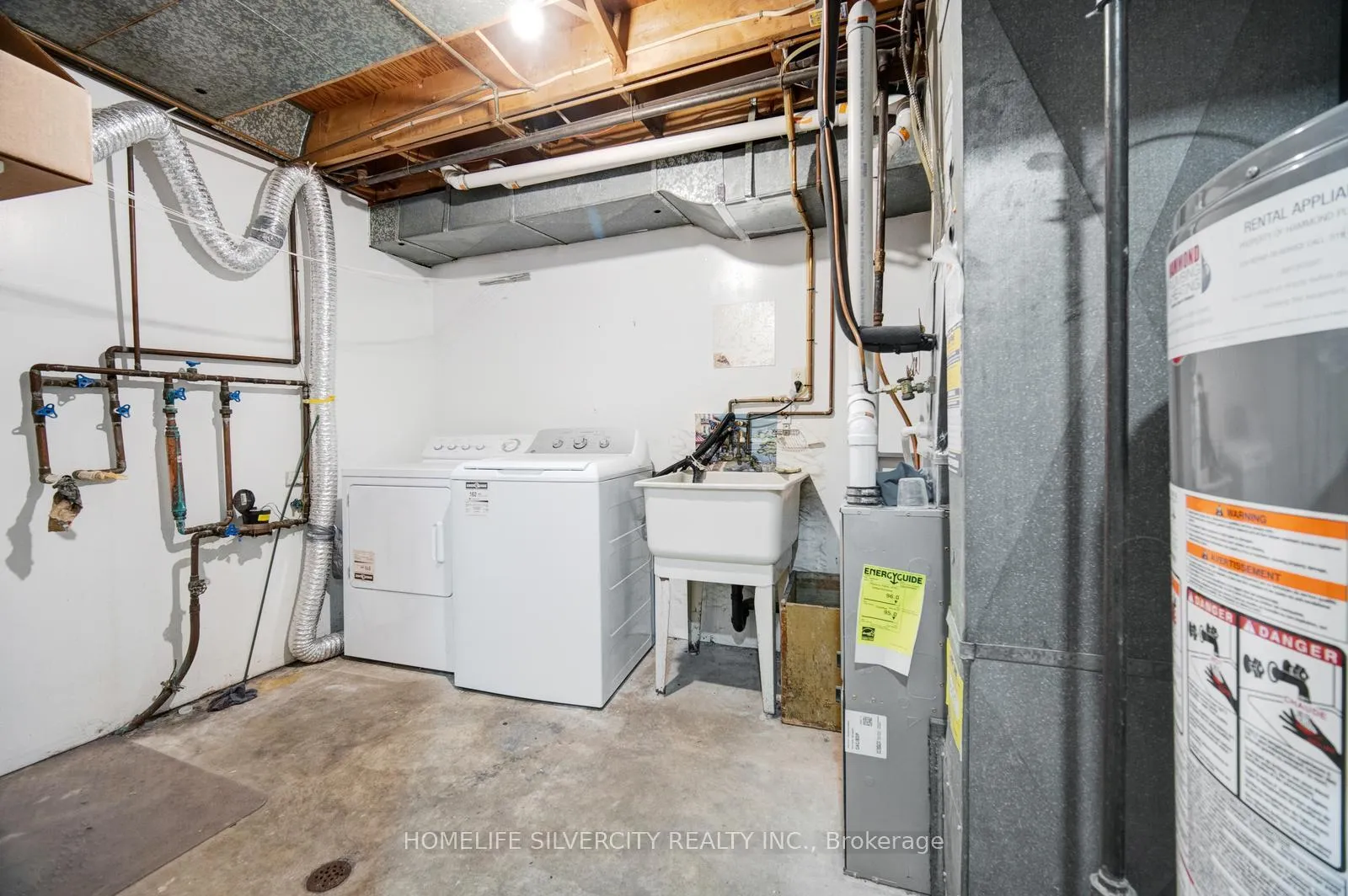 Photo 24 of 196 Millwood Crescent, Kitchener — HOMEH