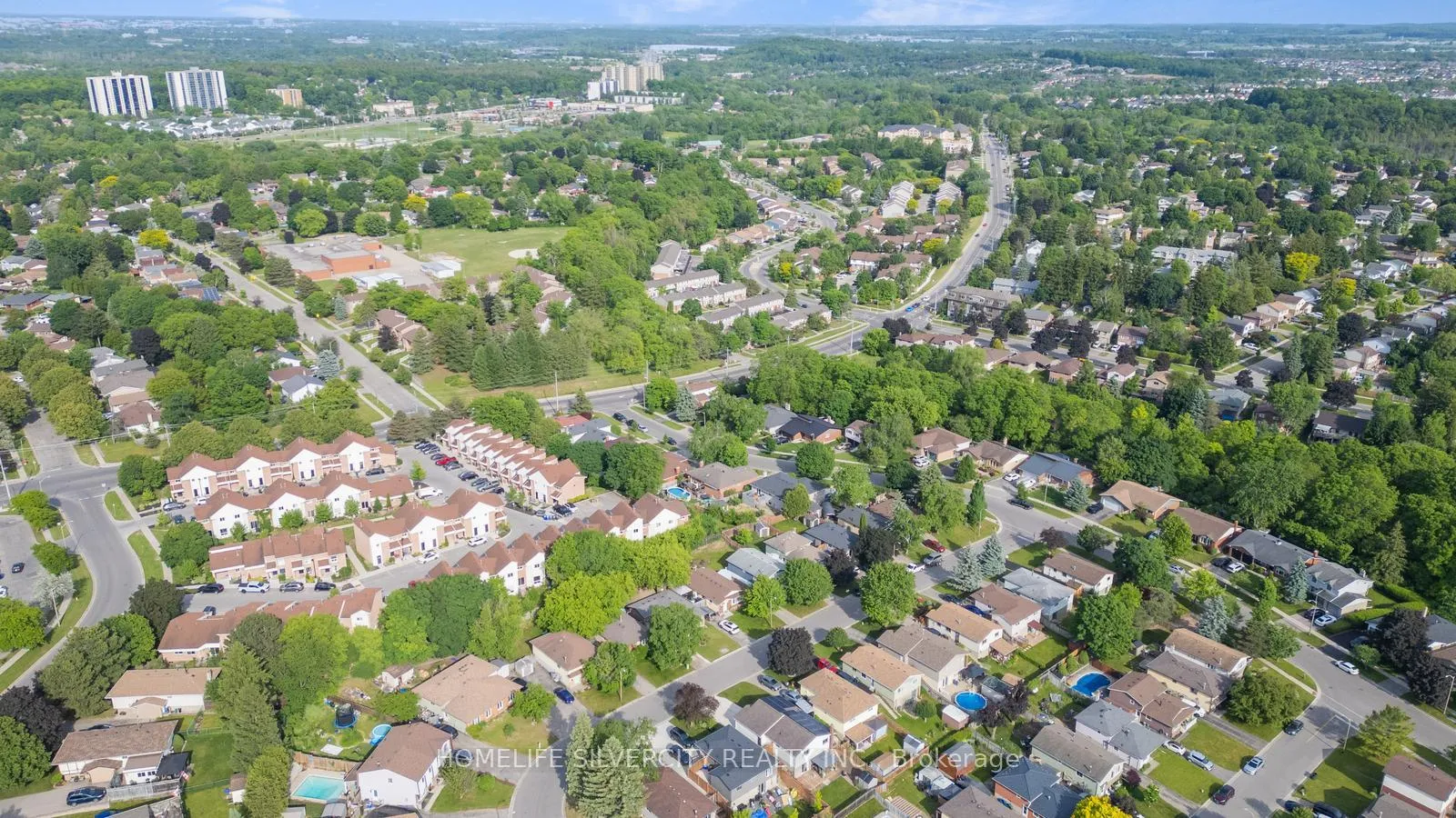 Photo 29 of 196 Millwood Crescent, Kitchener — HOMEH