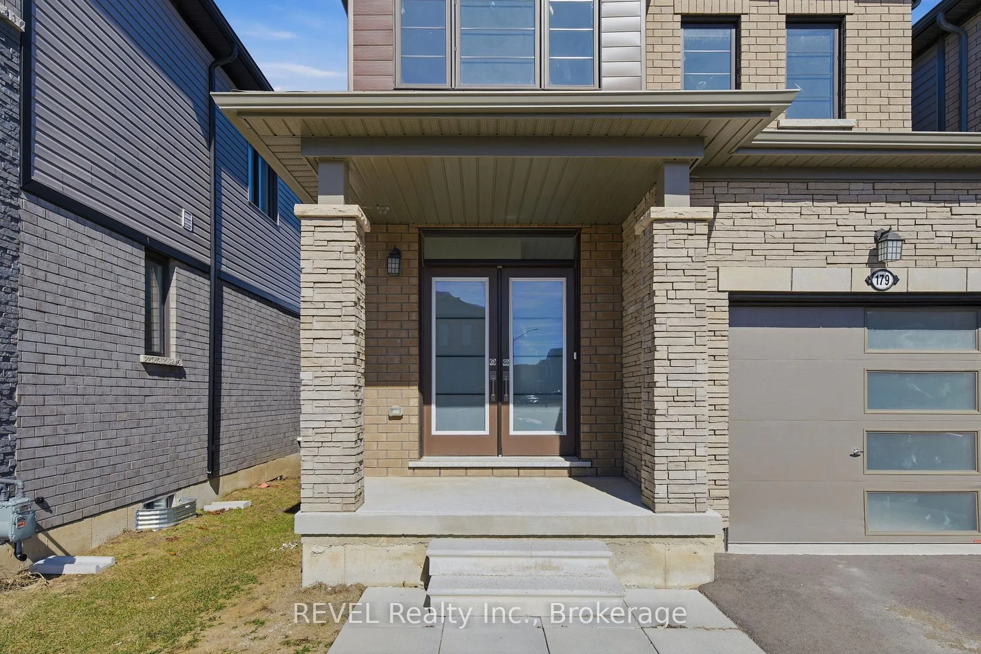 Photo 2 of 179 Vanilla Trail, Thorold, Rolling Meadows — HOMEH