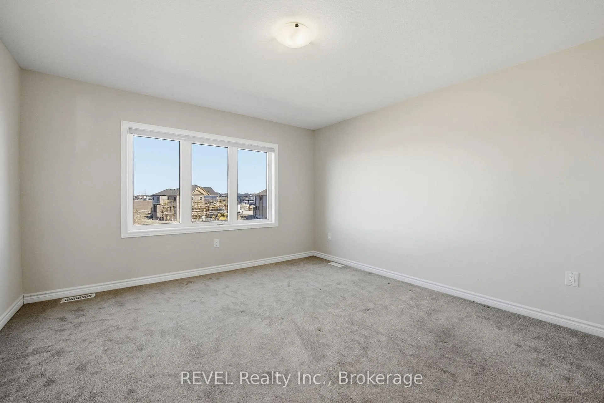 Photo 19 of 179 Vanilla Trail, Thorold, Rolling Meadows — HOMEH