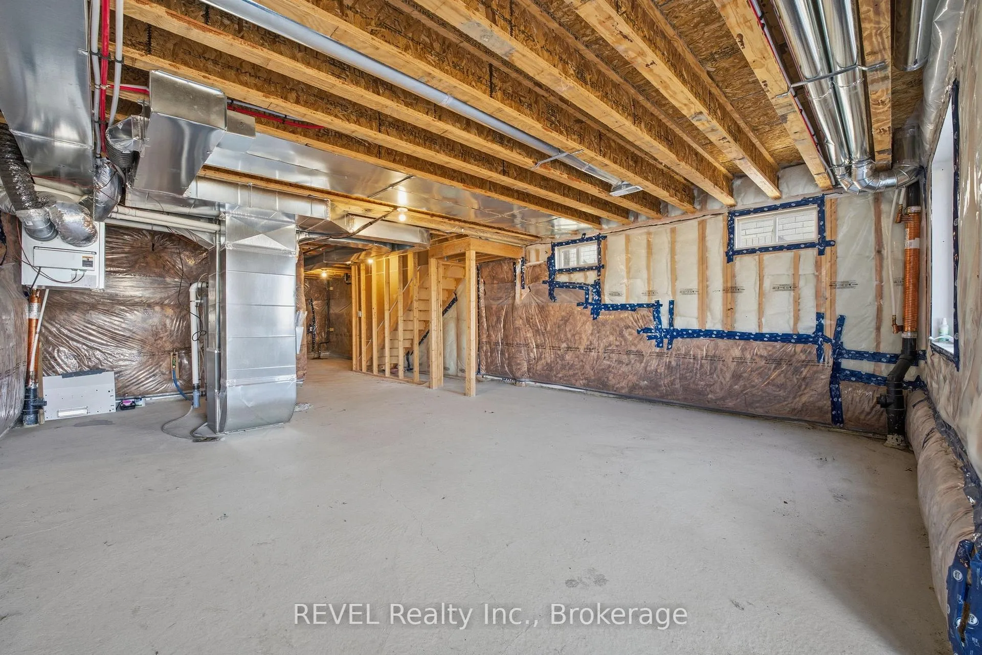 Photo 27 of 179 Vanilla Trail, Thorold, Rolling Meadows — HOMEH