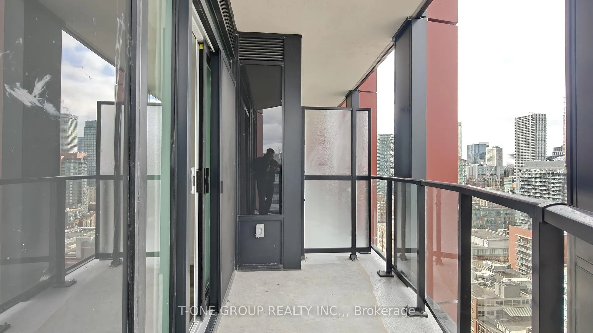 Photo 14 of Unit 2803, 180 Front Street E, Toronto, Moss Park — HOMEH