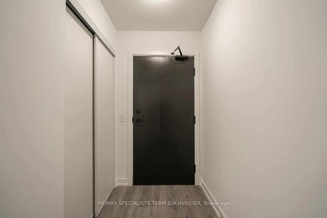 Photo 6 of Unit 218, 1480 Bayly Street, Pickering, Bay Ridges — HOMEH