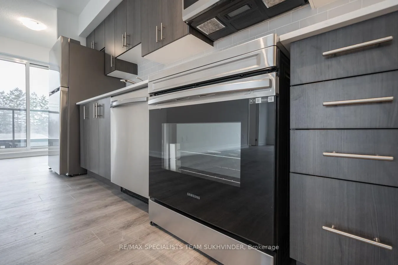 Photo 14 of Unit 218, 1480 Bayly Street, Pickering, Bay Ridges — HOMEH