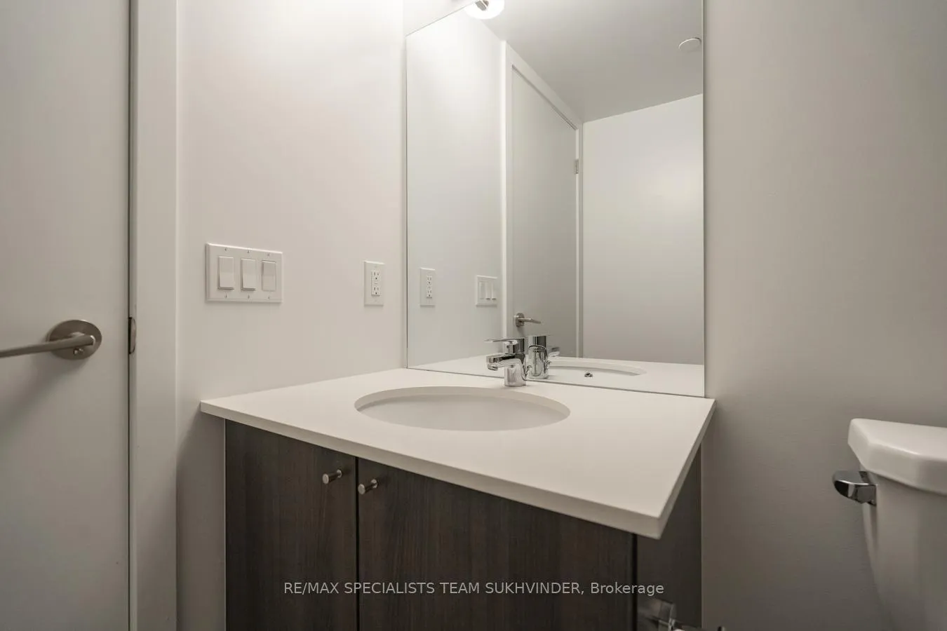 Photo 23 of Unit 218, 1480 Bayly Street, Pickering, Bay Ridges — HOMEH