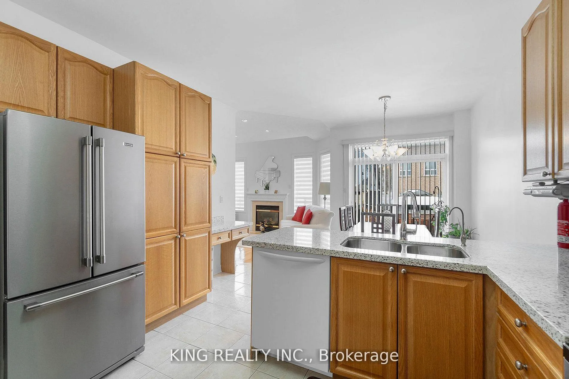 Photo 7 of 66 Saffron Crescent, Brampton, Bramalea North Industrial — HOMEH