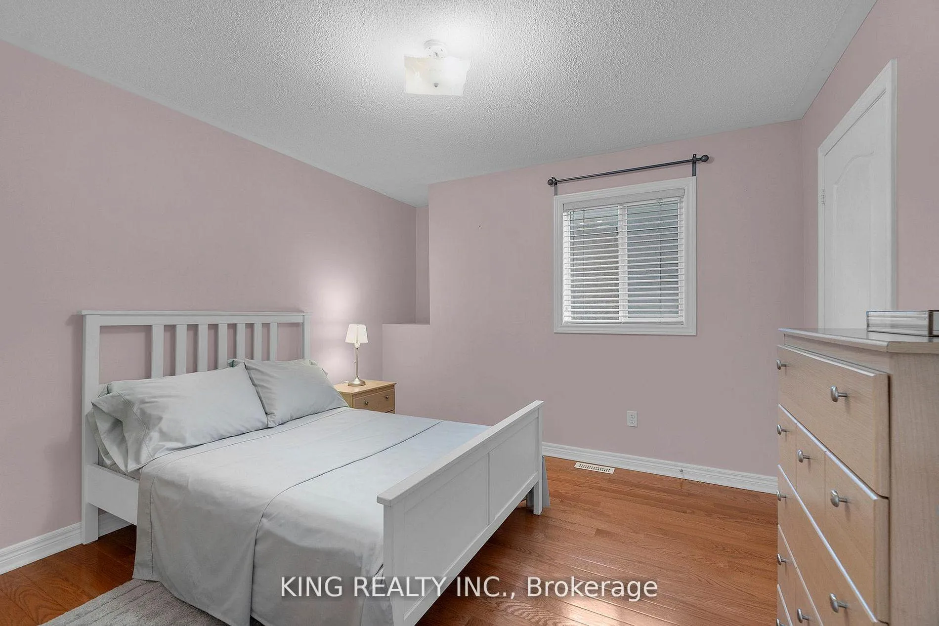 Photo 15 of 66 Saffron Crescent, Brampton, Bramalea North Industrial — HOMEH