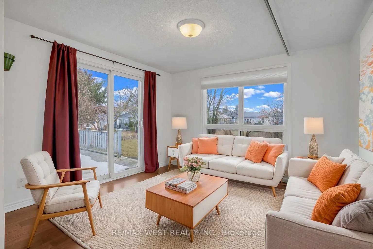 Photo 7 of 18 Maple Leaf Terrace, Innisfil, Cookstown — HOMEH