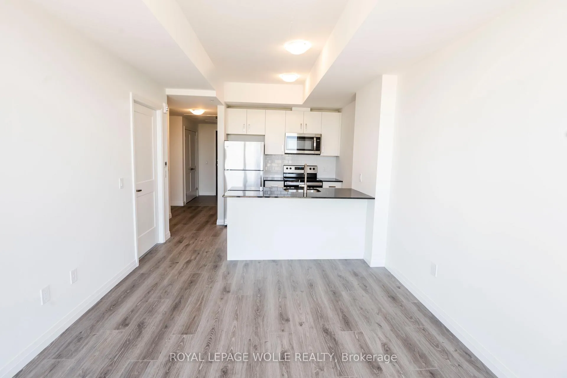 Photo 6 of Unit 2209, 108 Garment Street, Kitchener — HOMEH