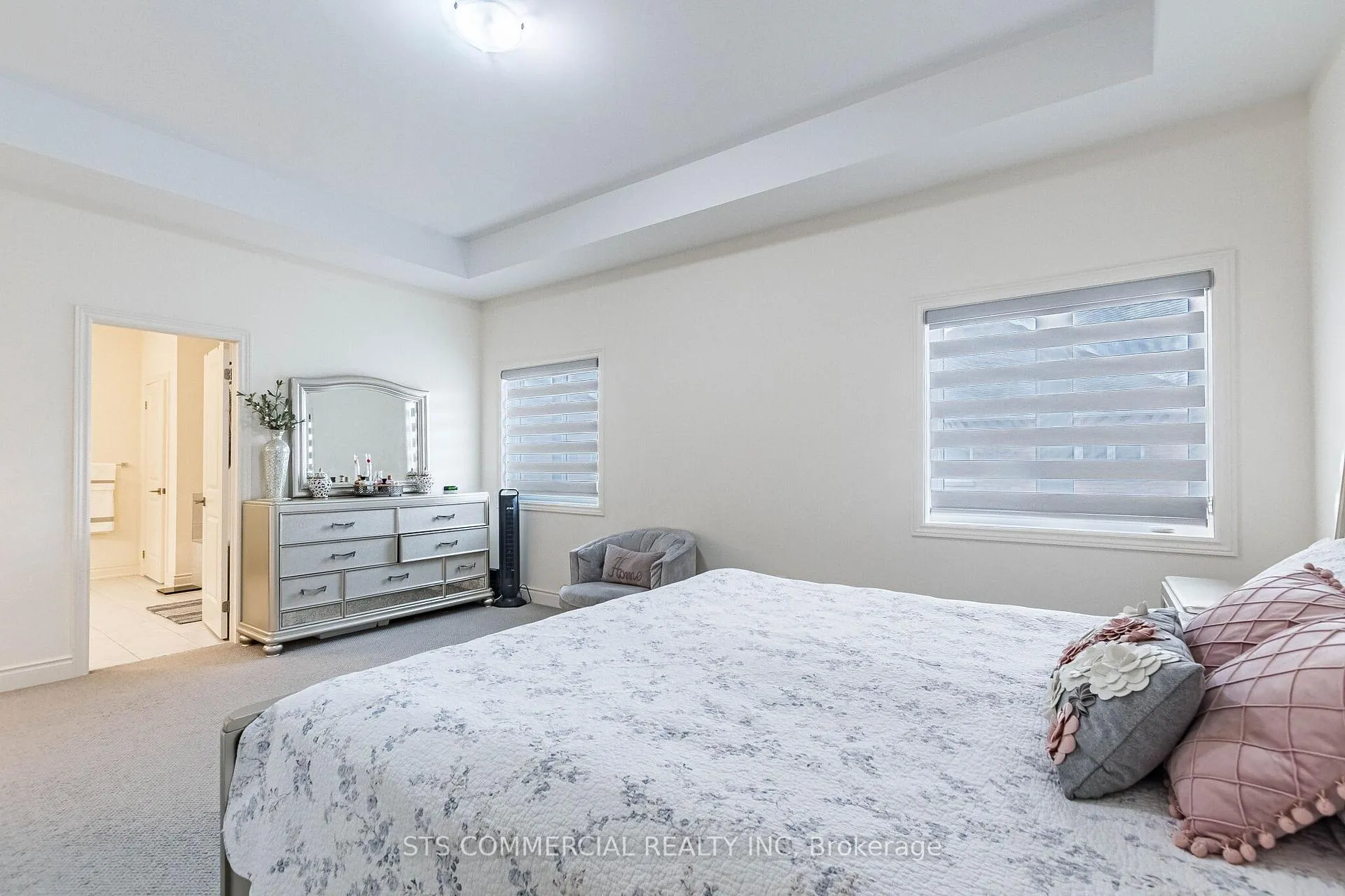 Photo 13 of 17 Kambalda Road, Brampton, Northwest Brampton — HOMEH