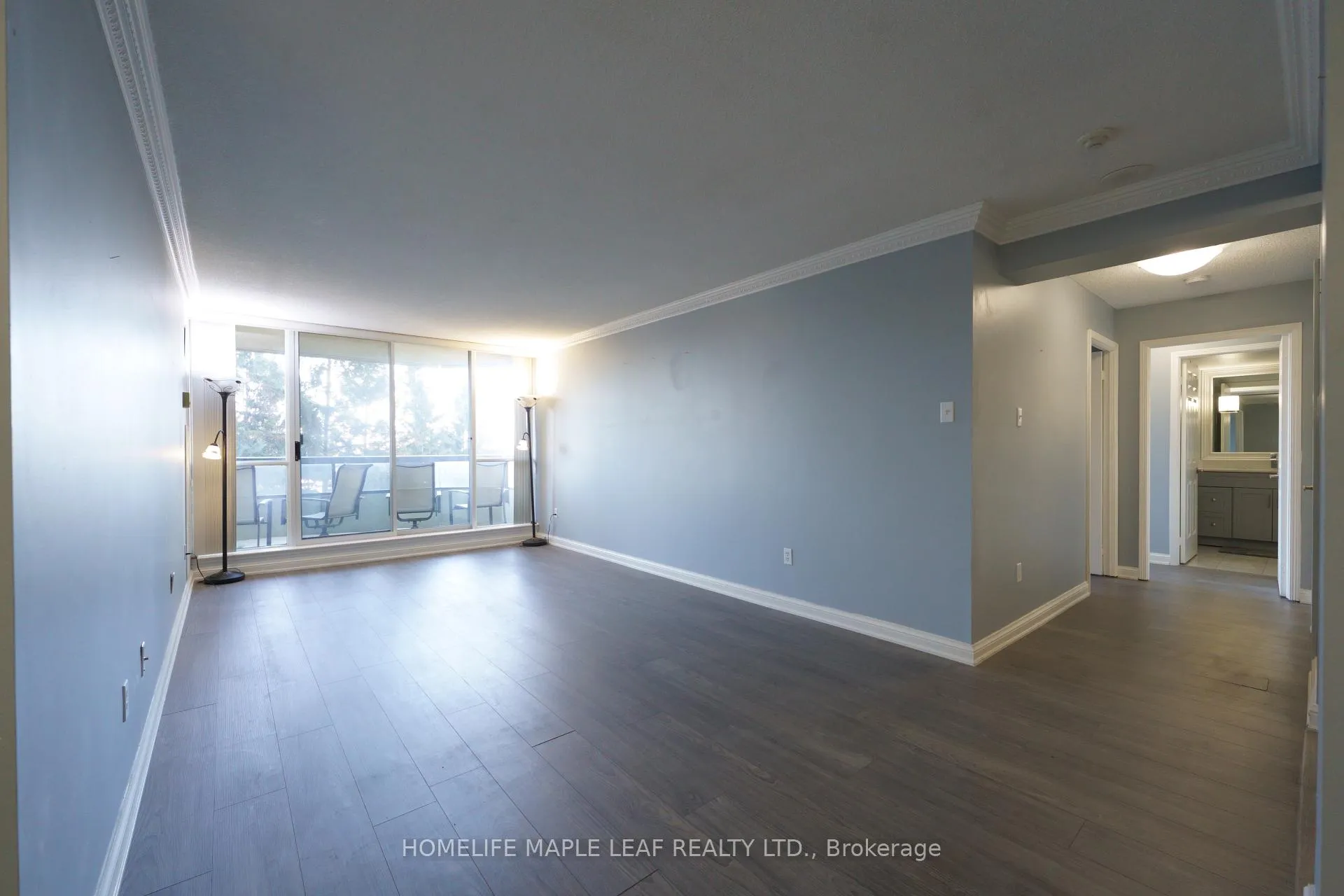 Photo 4 of Unit 407, 24 Hanover Road, Brampton, Queen Street Corridor — HOMEH
