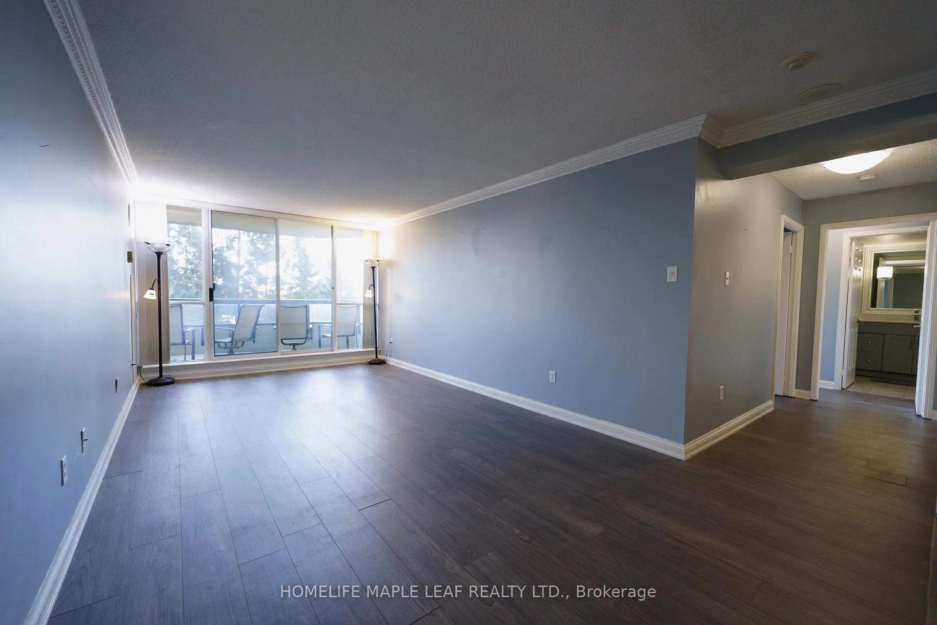 Photo 5 of Unit 407, 24 Hanover Road, Brampton, Queen Street Corridor — HOMEH
