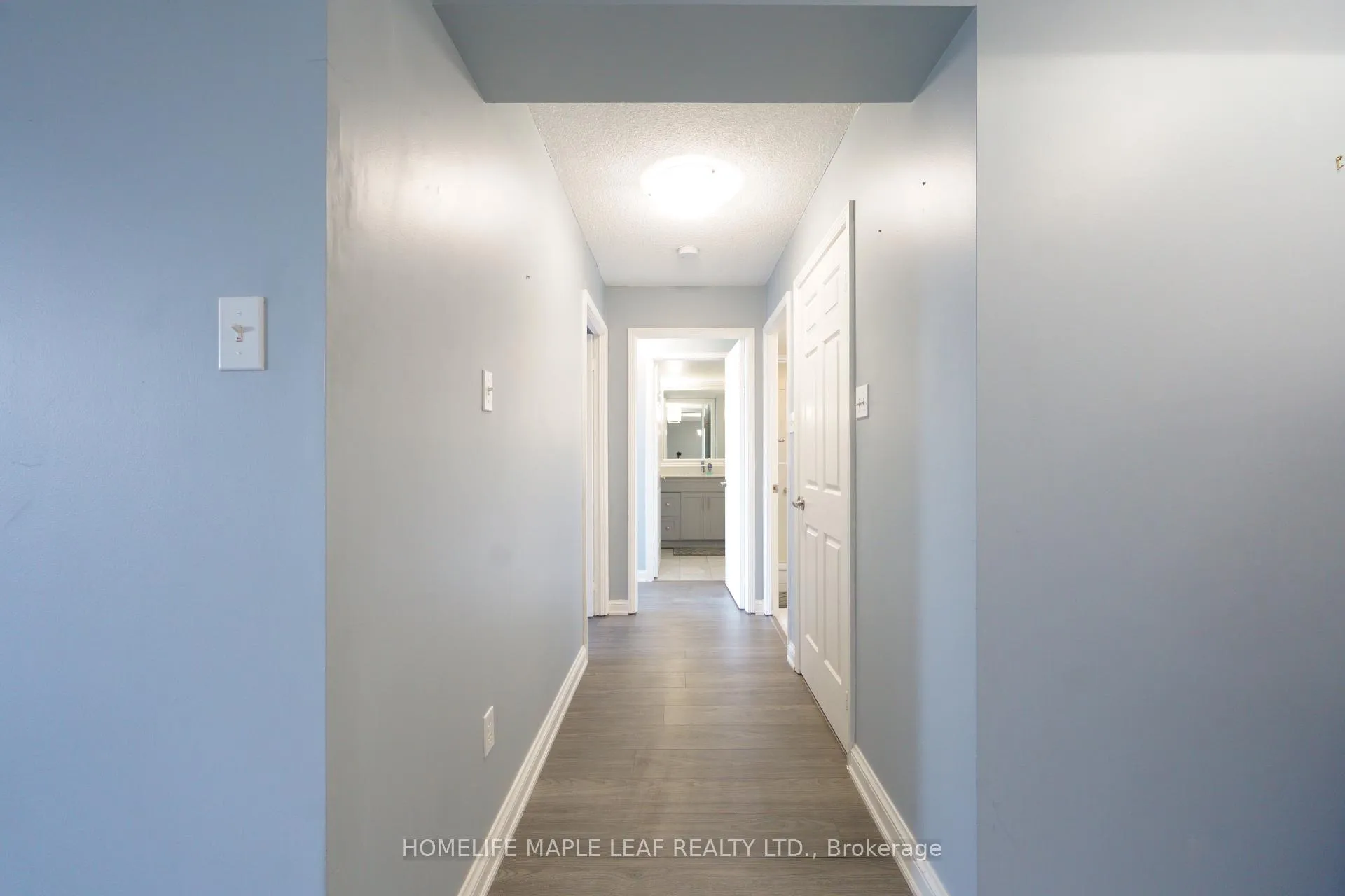 Photo 8 of Unit 407, 24 Hanover Road, Brampton, Queen Street Corridor — HOMEH