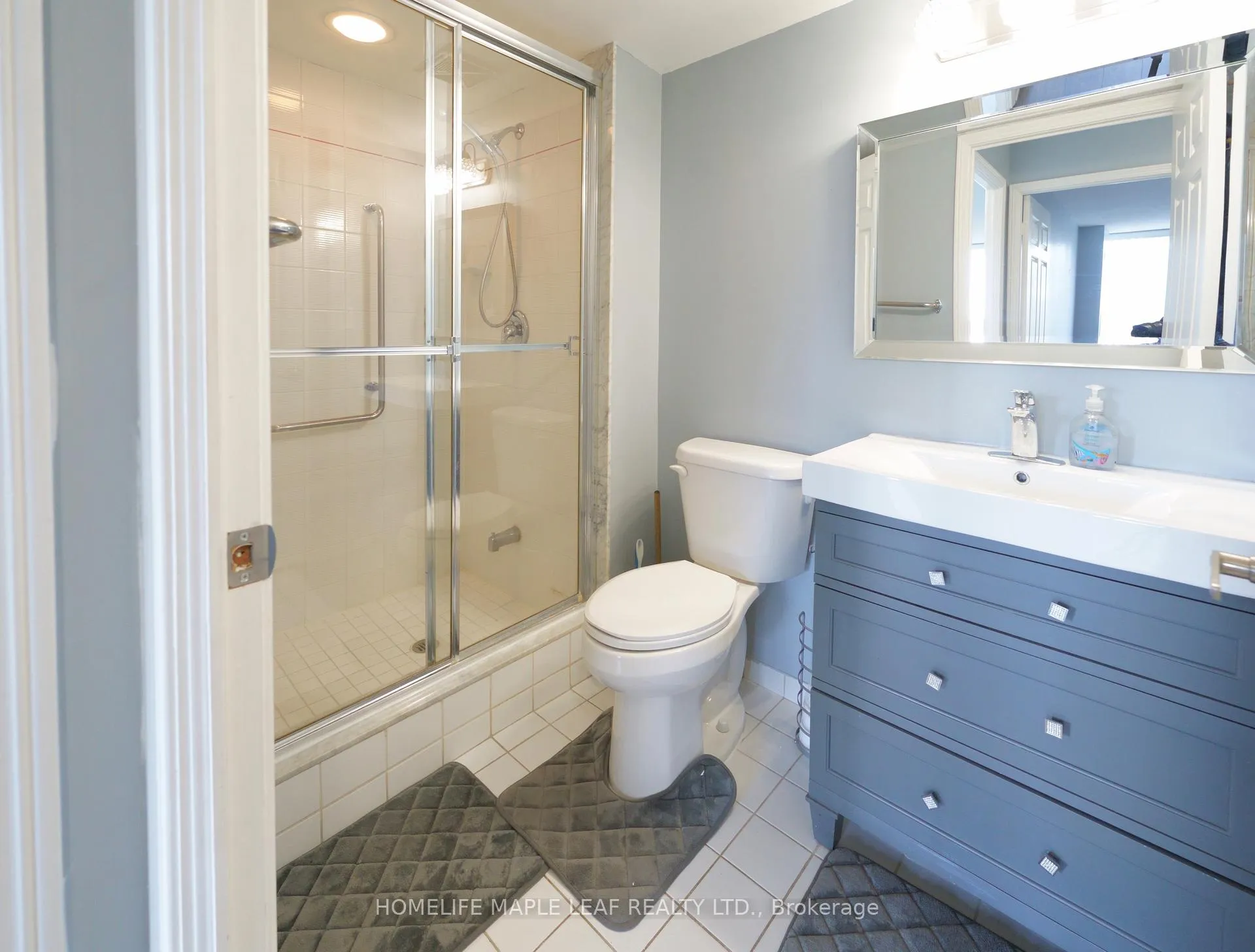 Photo 12 of Unit 407, 24 Hanover Road, Brampton, Queen Street Corridor — HOMEH