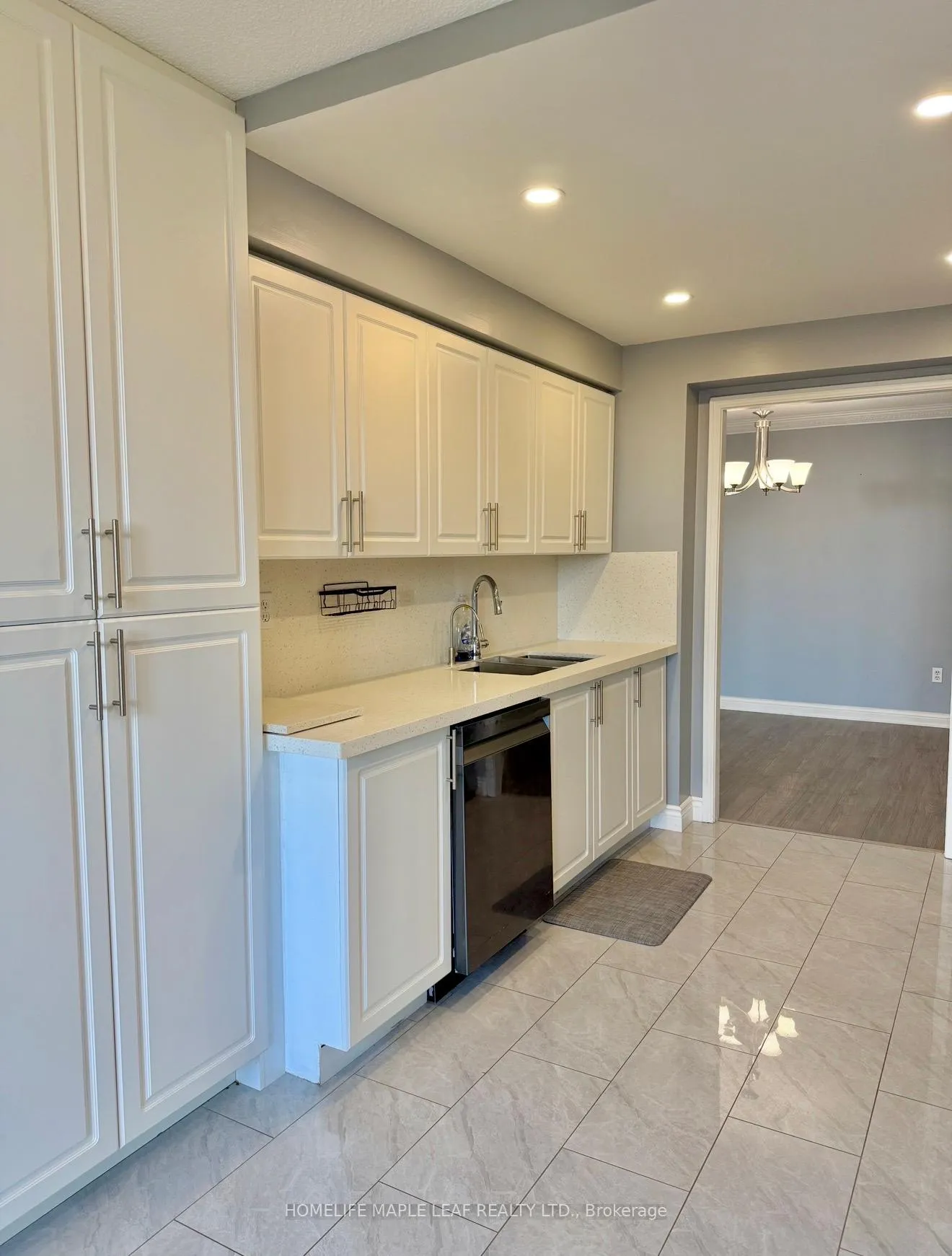Photo 13 of Unit 407, 24 Hanover Road, Brampton, Queen Street Corridor — HOMEH