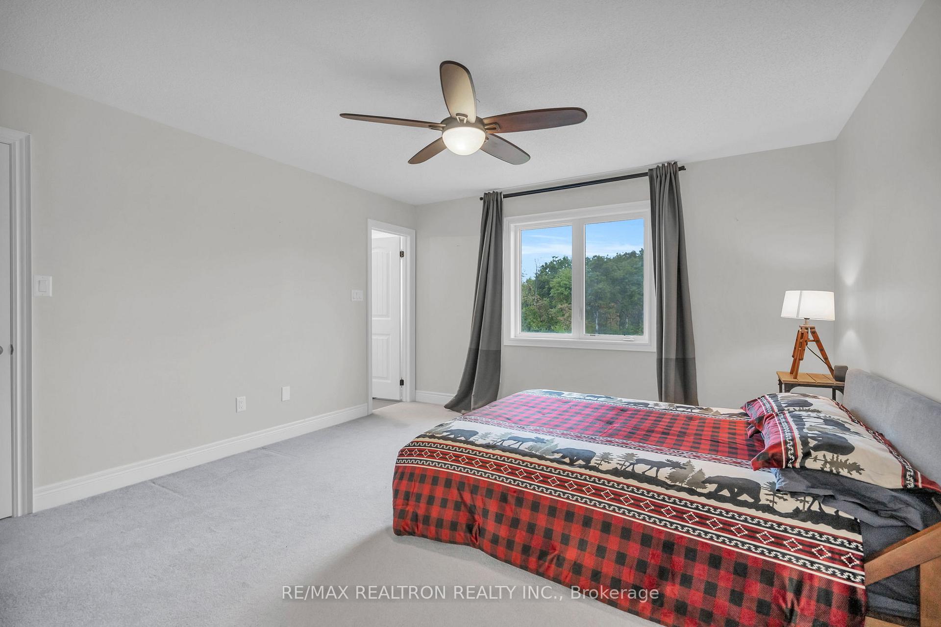 Photo 10 of 1287 Bardeau Street, Innisfil, Lefroy — HOMEH