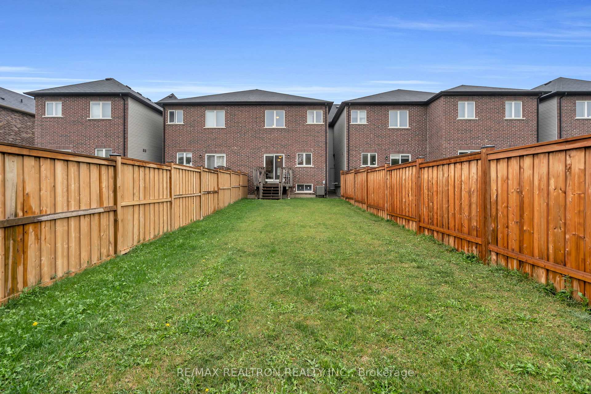 Photo 21 of 1287 Bardeau Street, Innisfil, Lefroy — HOMEH