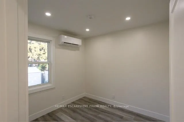 Photo 15 of Unit 1, 209 East 32nd Street, Hamilton, Raleigh — HOMEH