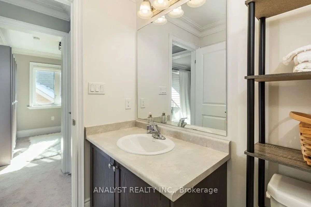 Photo 38 of 35 Bright Land Drive, Vaughan, Kleinburg — HOMEH