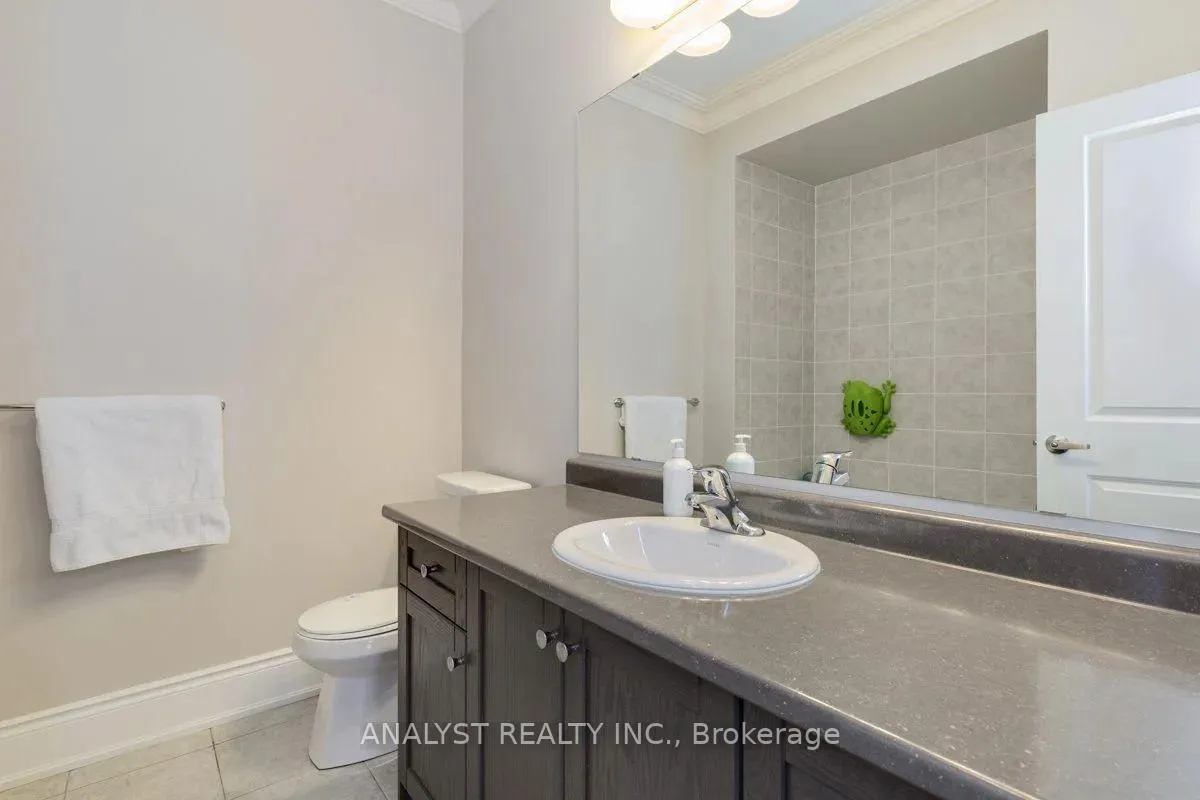 Photo 39 of 35 Bright Land Drive, Vaughan, Kleinburg — HOMEH