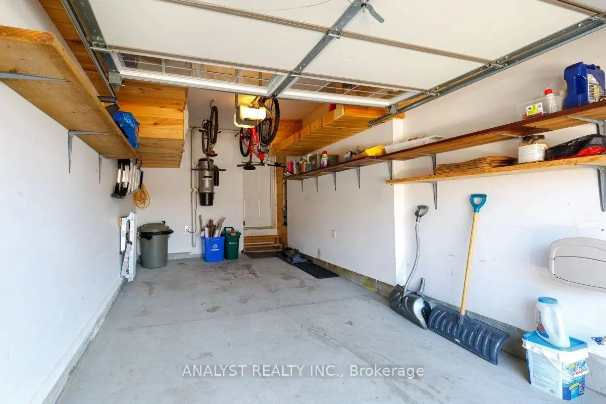 Photo 49 of 35 Bright Land Drive, Vaughan, Kleinburg — HOMEH