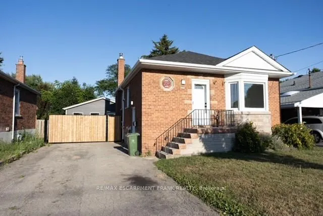 Front of Unit 2, 209 East 32nd Street