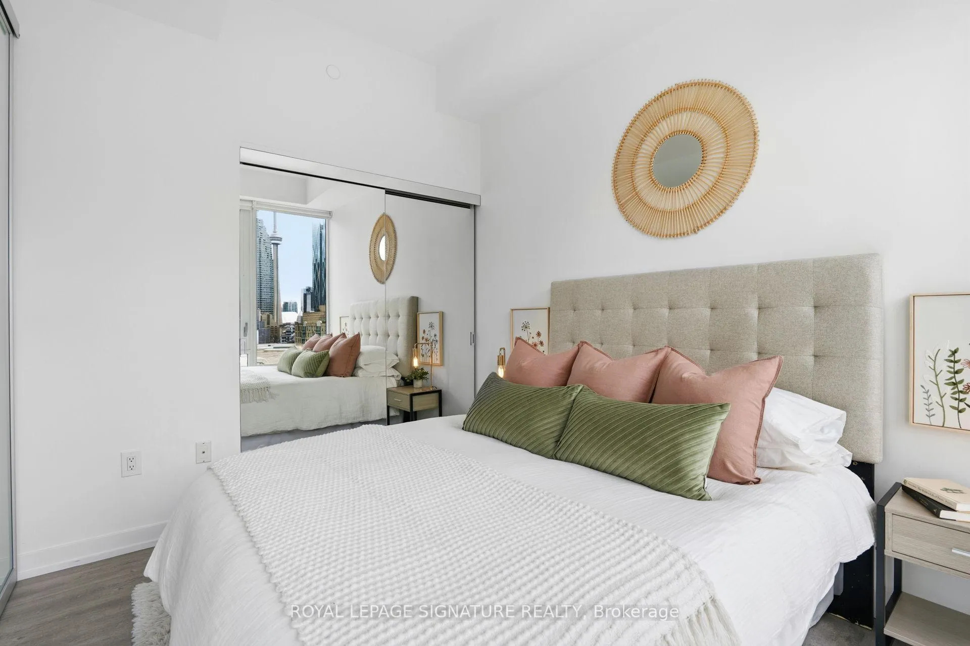 Photo 16 of Unit 1003, 158 Front Street E, Toronto, Moss Park — HOMEH