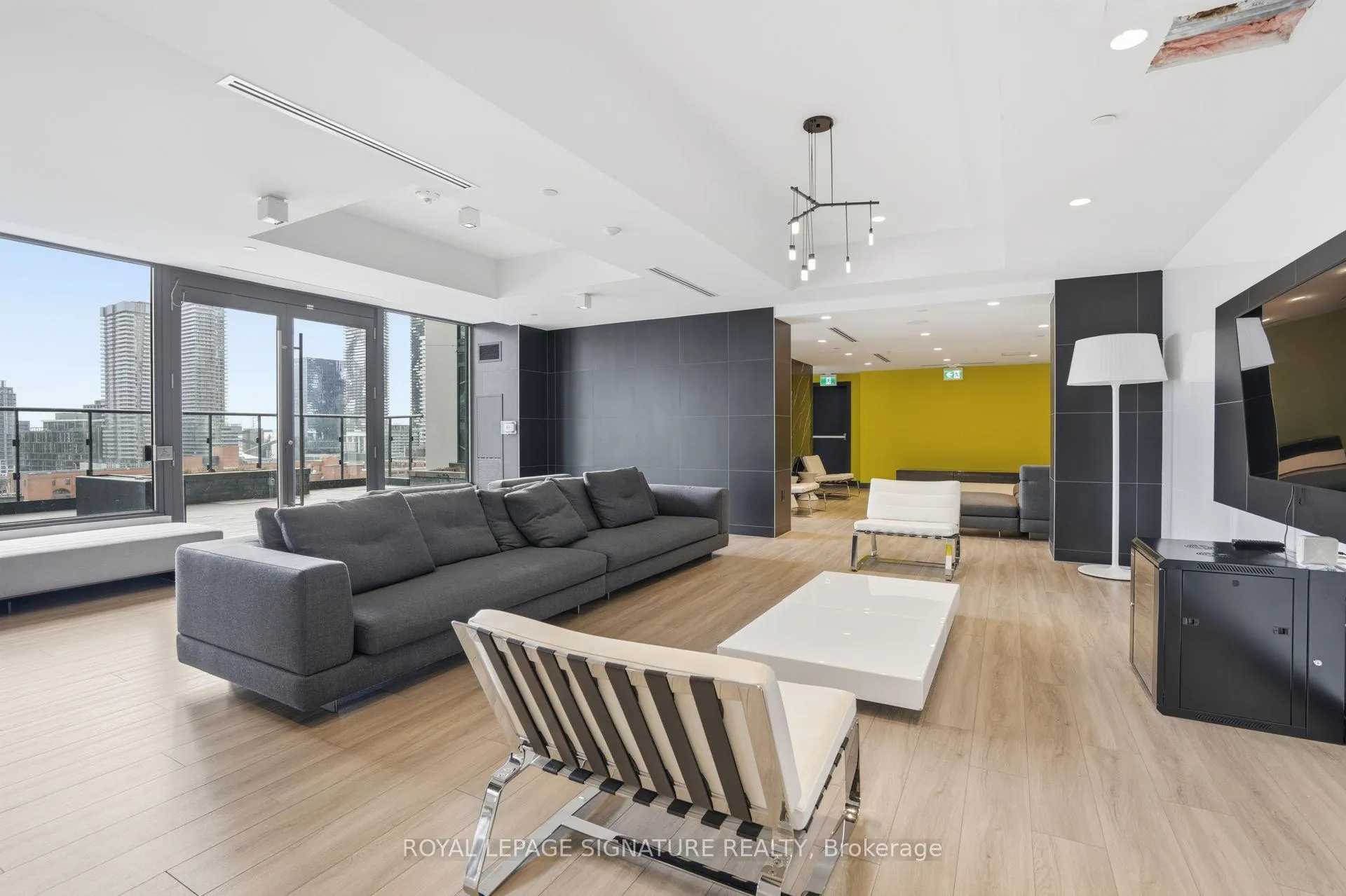 Photo 33 of Unit 1003, 158 Front Street E, Toronto, Moss Park — HOMEH