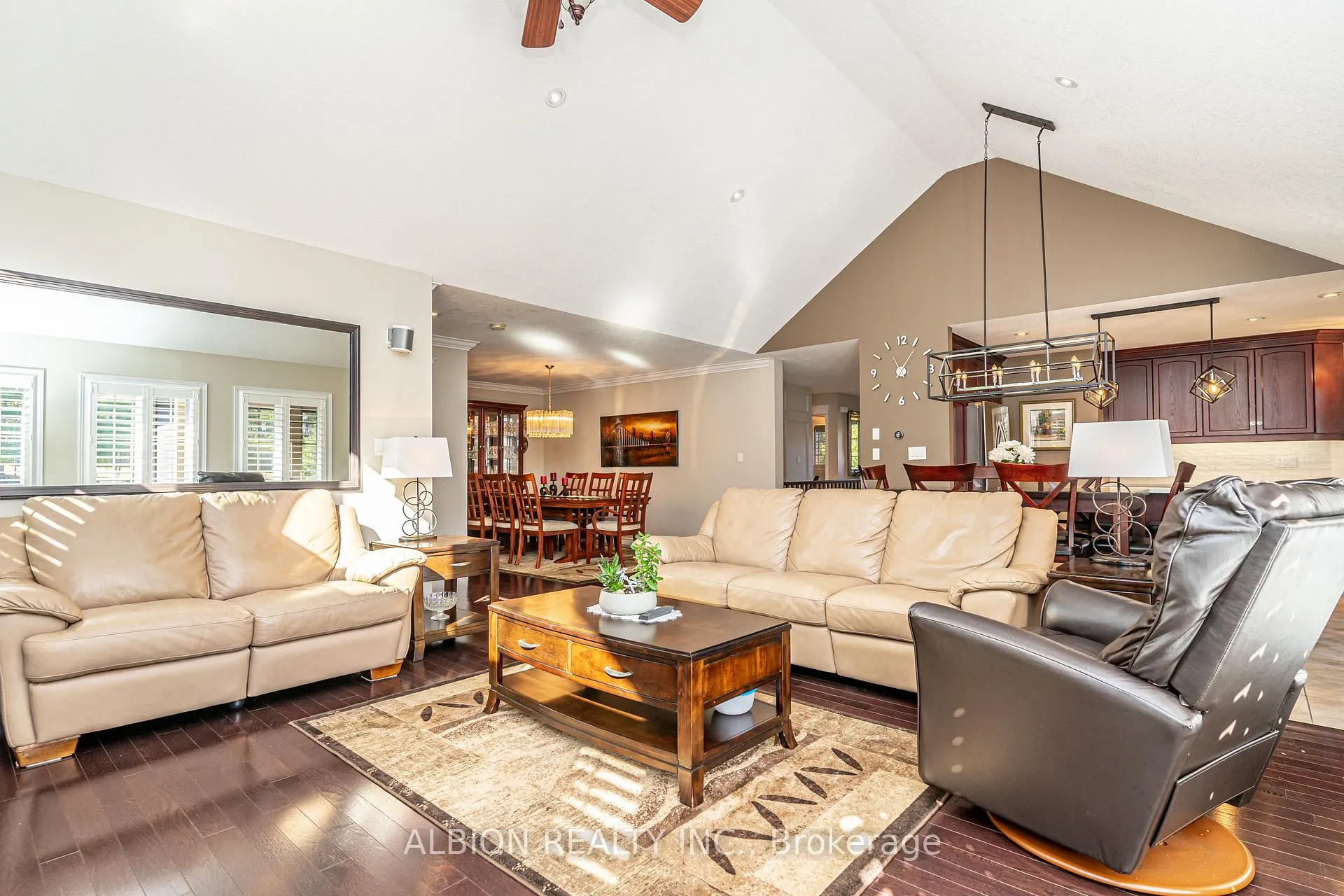 Photo 9 of Unit 1, 8 Reddington Drive, Caledon, Rural Caledon — HOMEH