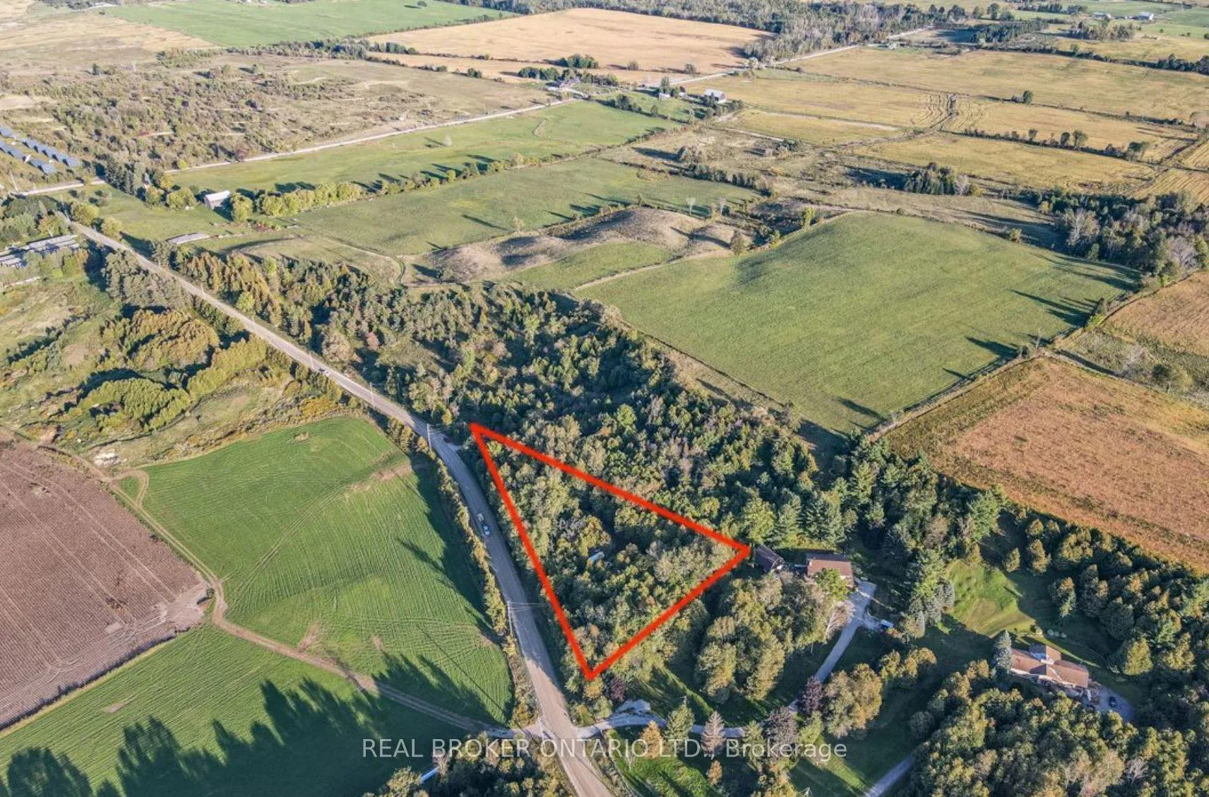 Photo 14 of 5703 10th Side Road, Essa, Rural Essa — HOMEH
