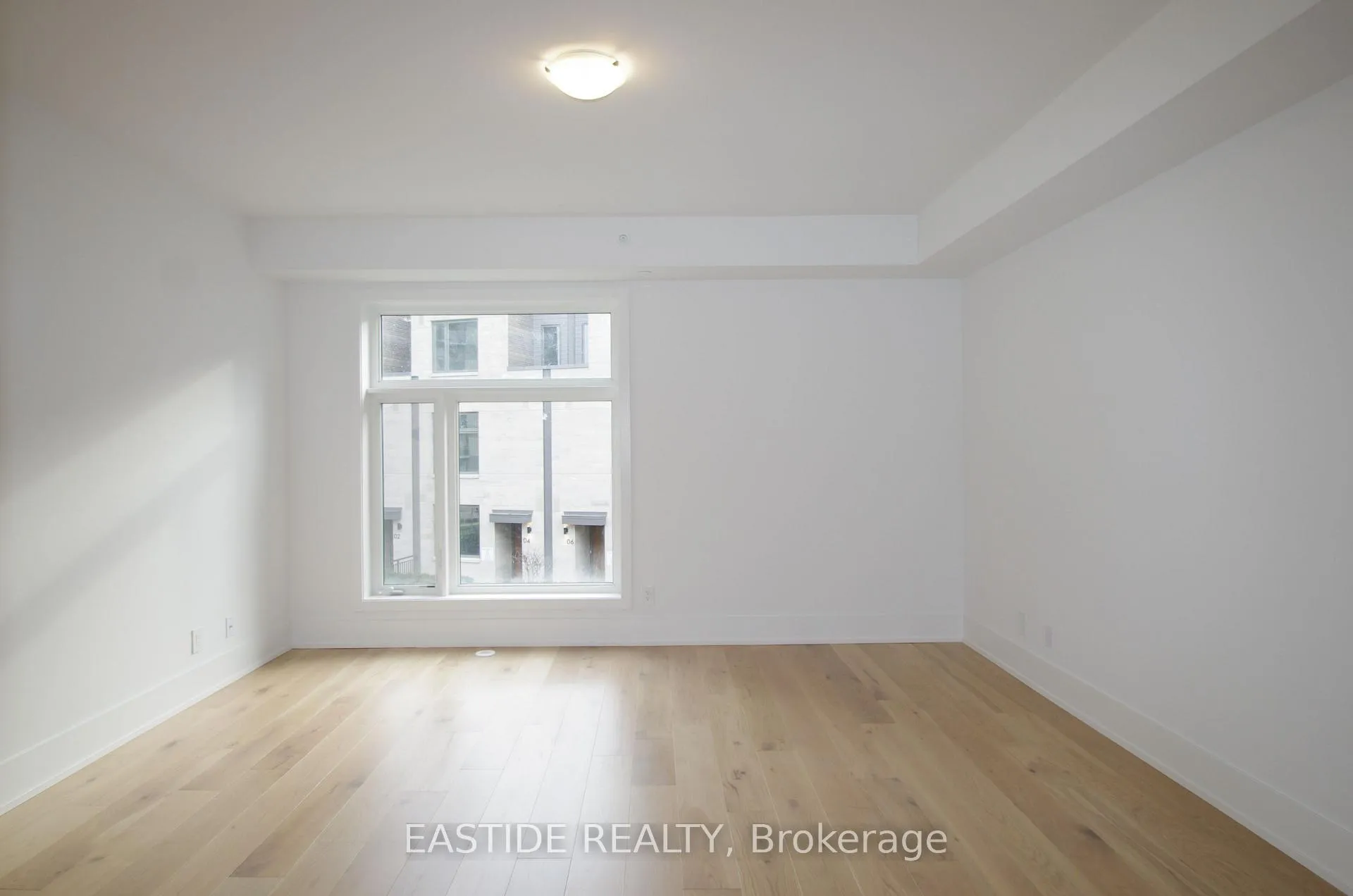 Photo 6 of Unit TH 6, 165 Pears Avenue, Toronto, The Annex — HOMEH