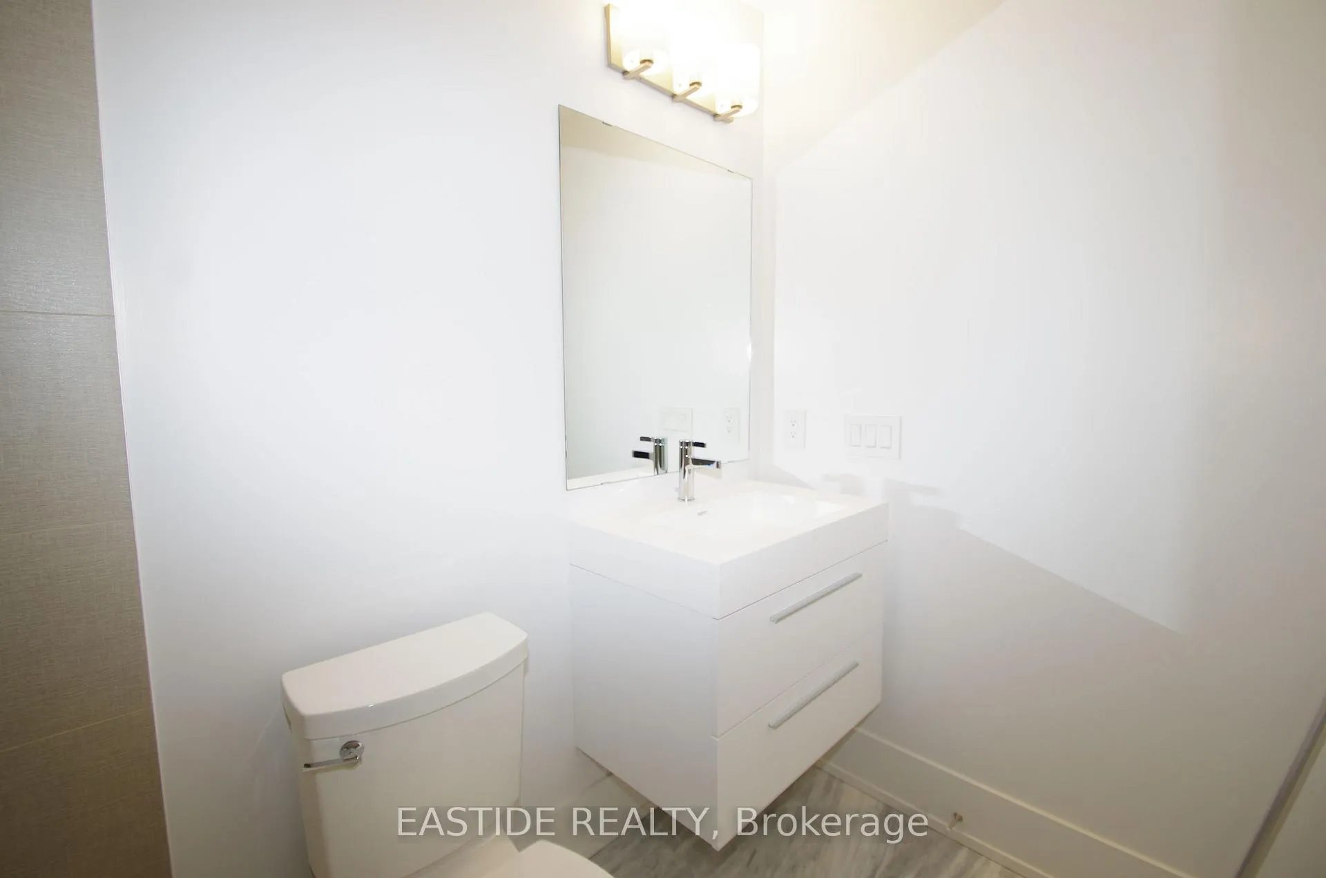 Photo 22 of Unit TH 6, 165 Pears Avenue, Toronto, The Annex — HOMEH