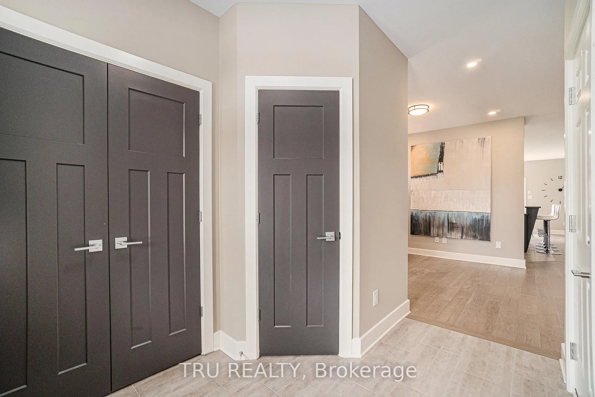 Photo 2 of 670 Parade Drive, Ottawa, Stittsville (South) — HOMEH