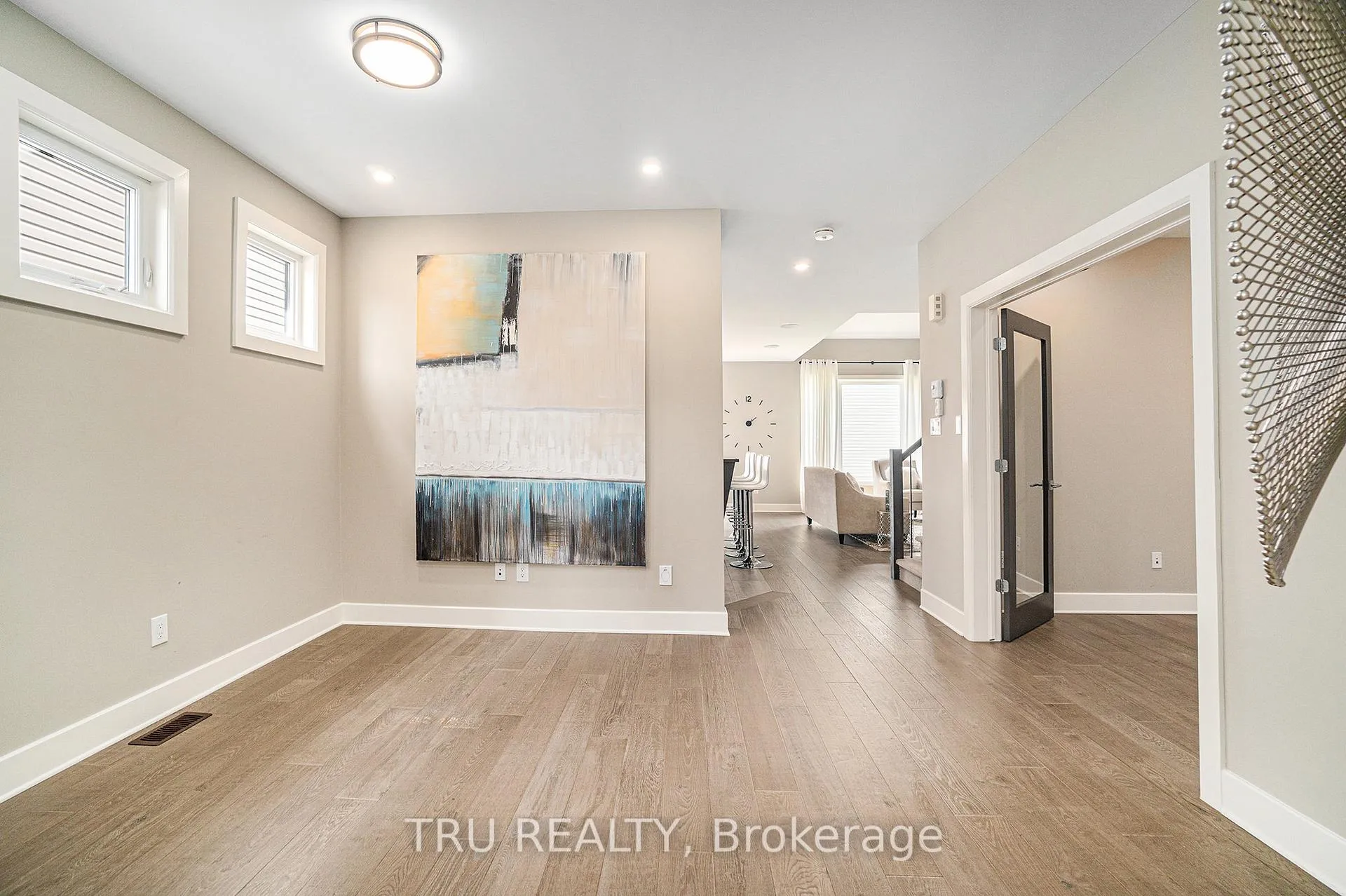 Photo 3 of 670 Parade Drive, Ottawa, Stittsville (South) — HOMEH