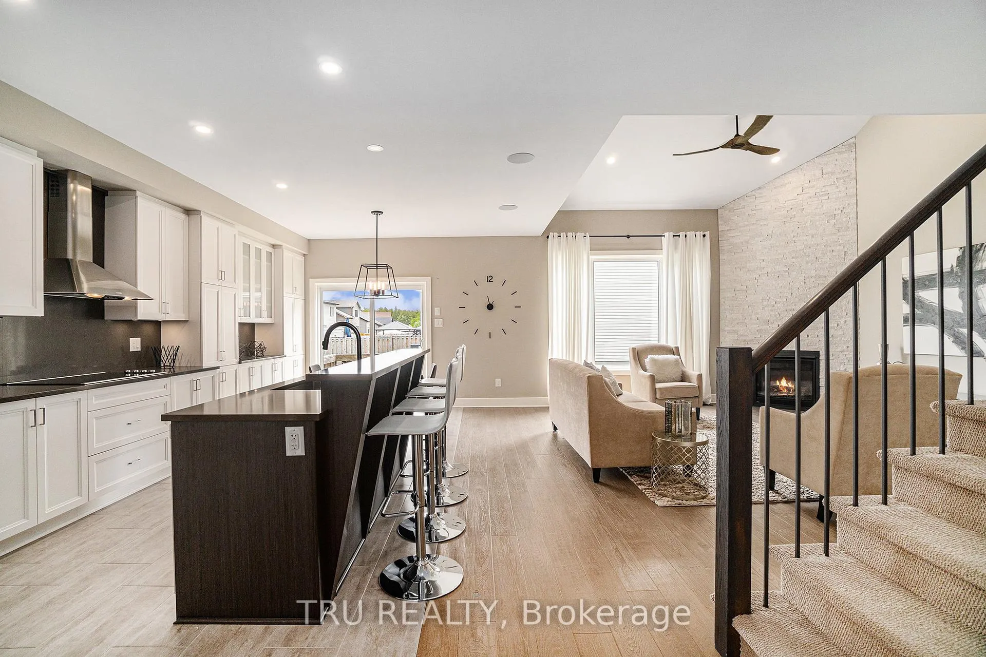 Photo 6 of 670 Parade Drive, Ottawa, Stittsville (South) — HOMEH
