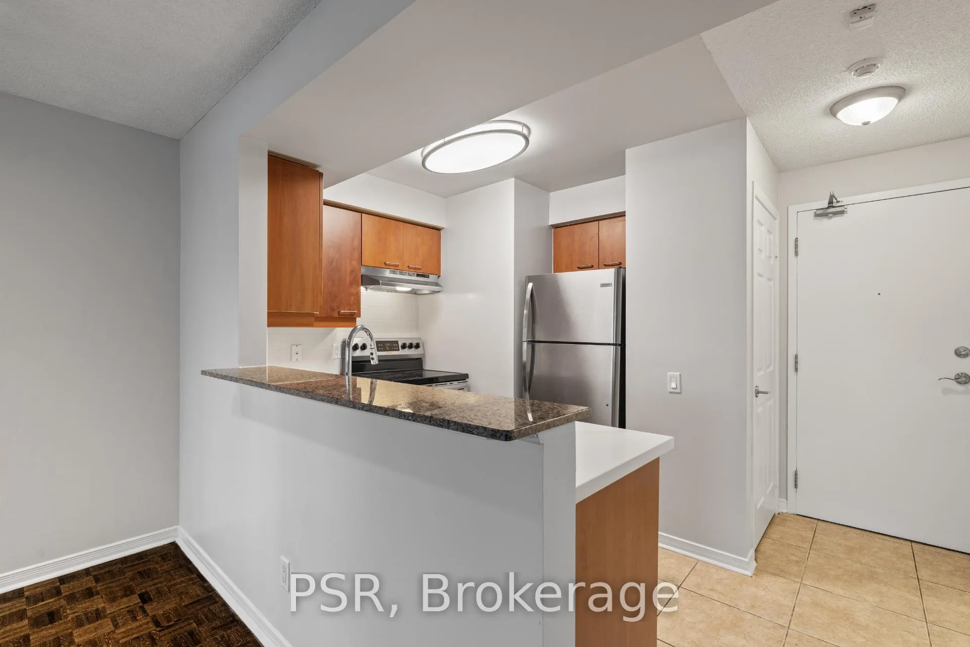 Photo 3 of Unit 112, 515 Rosewell Avenue, Toronto, Lawrence Park South — HOMEH