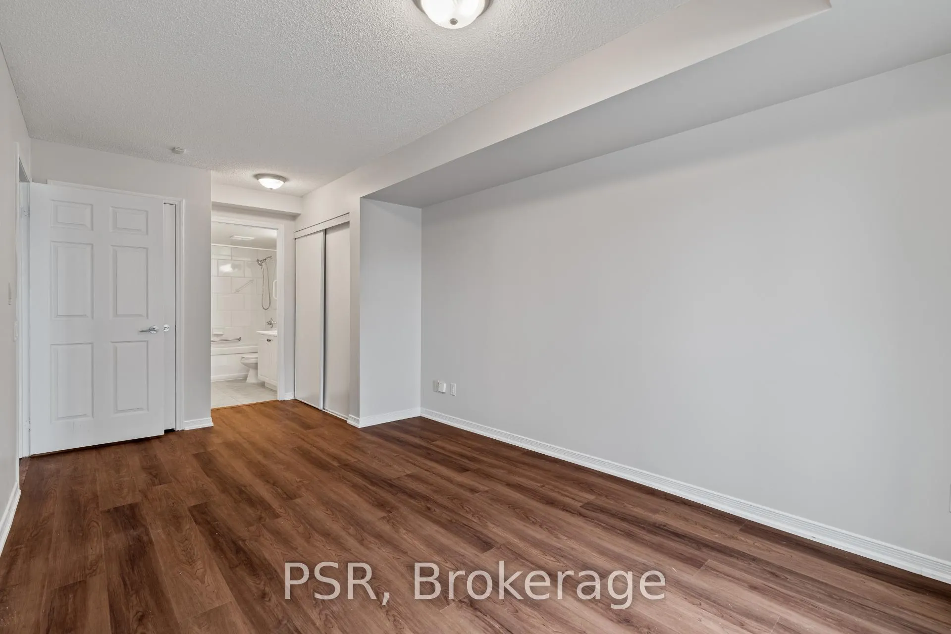 Photo 8 of Unit 112, 515 Rosewell Avenue, Toronto, Lawrence Park South — HOMEH