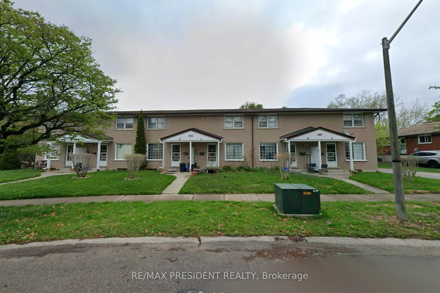 Photo 1 of 560B Brookhaven Crescent, Waterloo — HOMEH