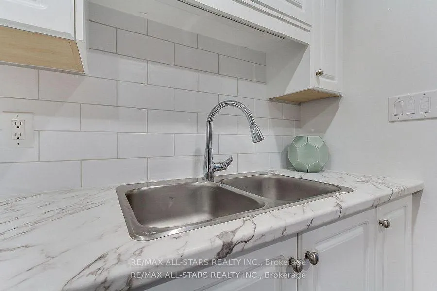 Photo 10 of Unit 103, 41 Ash Street, Uxbridge — HOMEH