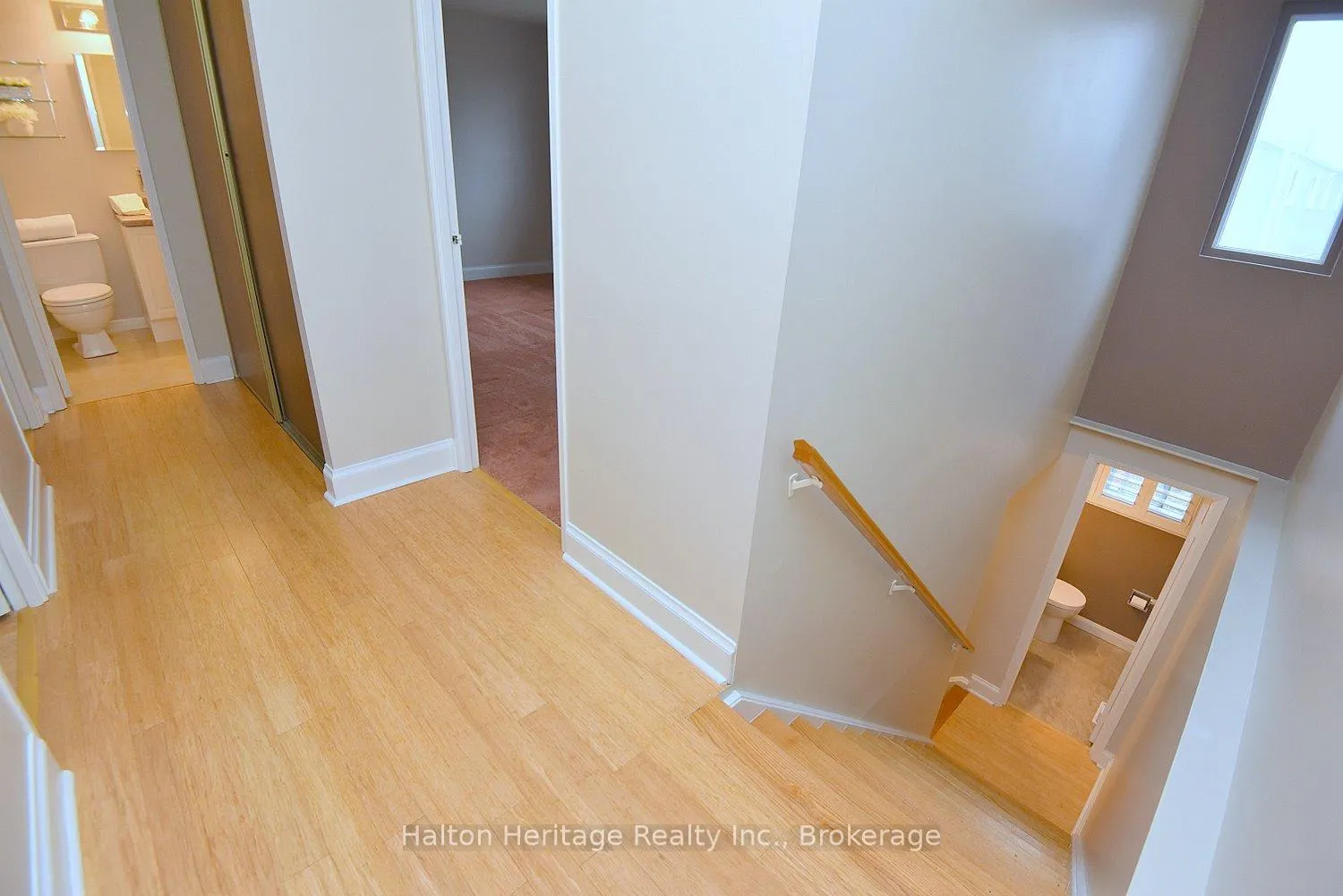 Photo 19 of Unit Unit 7, 457 Woodview Rd., Burlington, Roseland — HOMEH