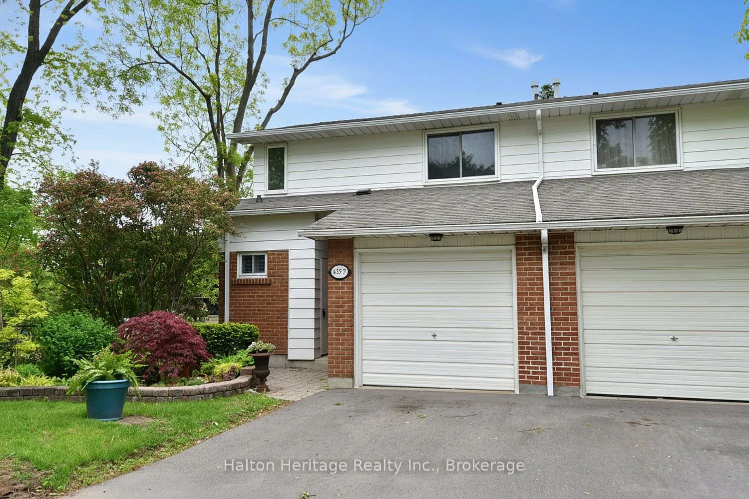 Photo 37 of Unit Unit 7, 457 Woodview Rd., Burlington, Roseland — HOMEH