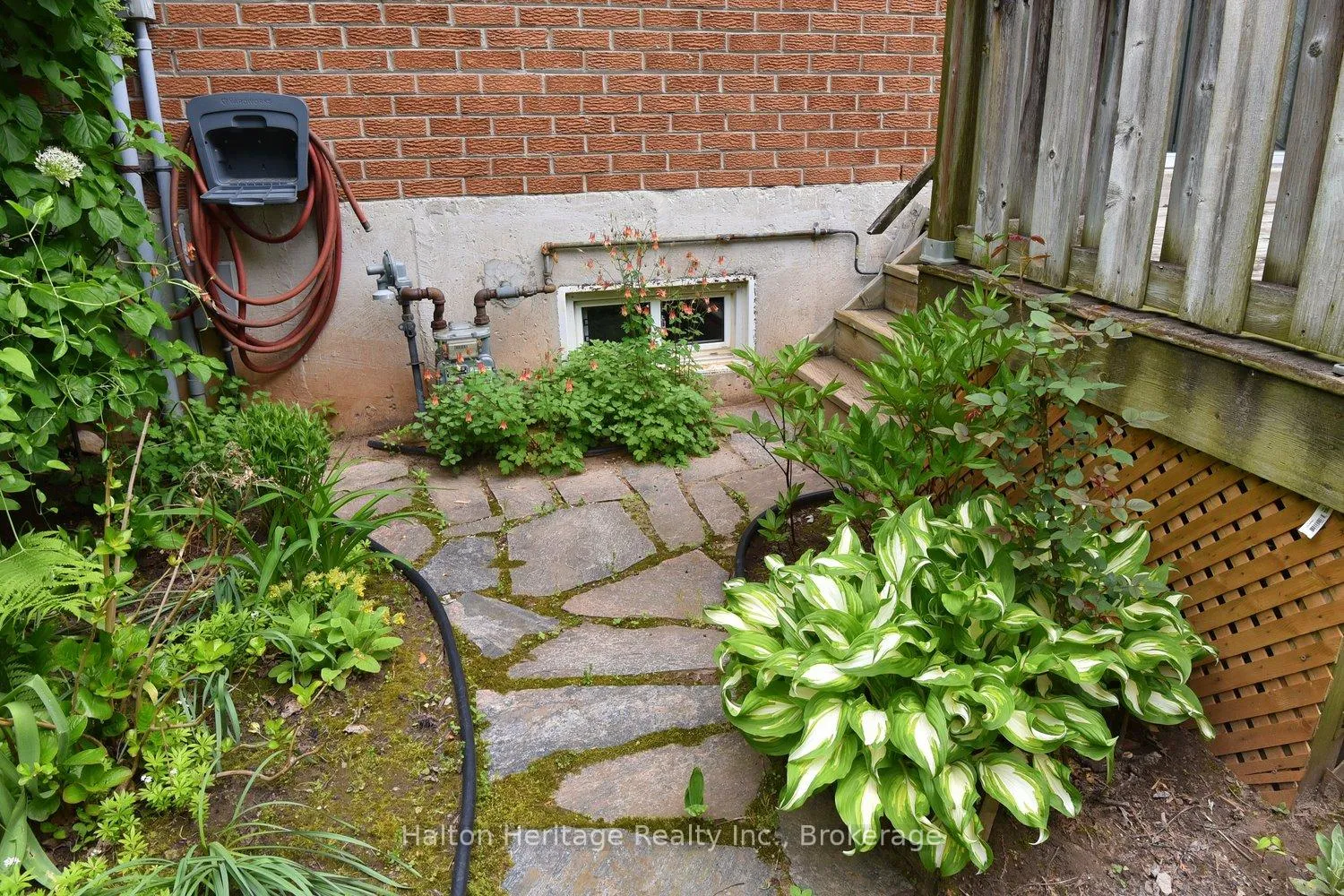 Photo 40 of Unit Unit 7, 457 Woodview Rd., Burlington, Roseland — HOMEH