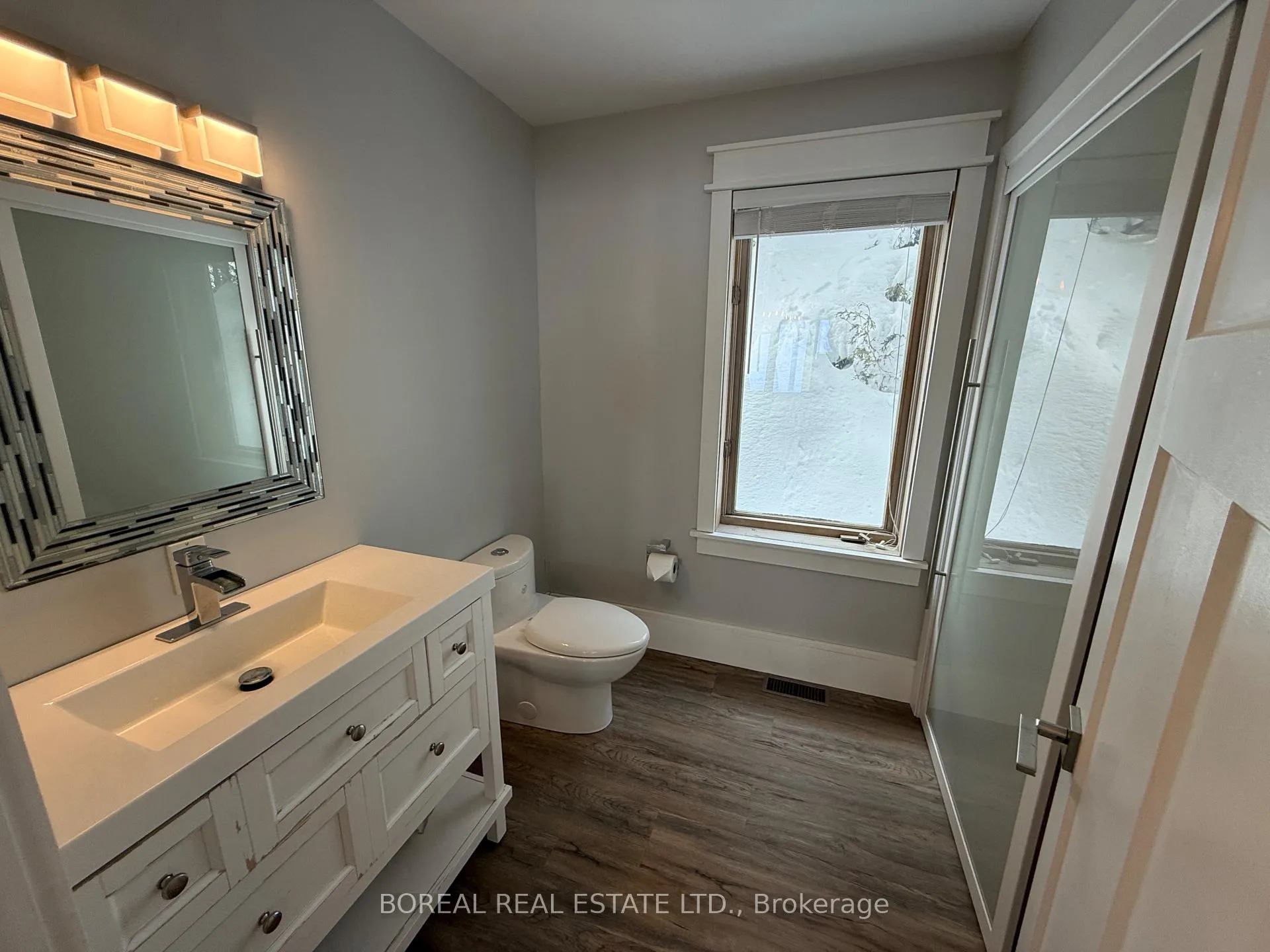 Photo 20 of 185 Fifth Street, Cochrane — HOMEH