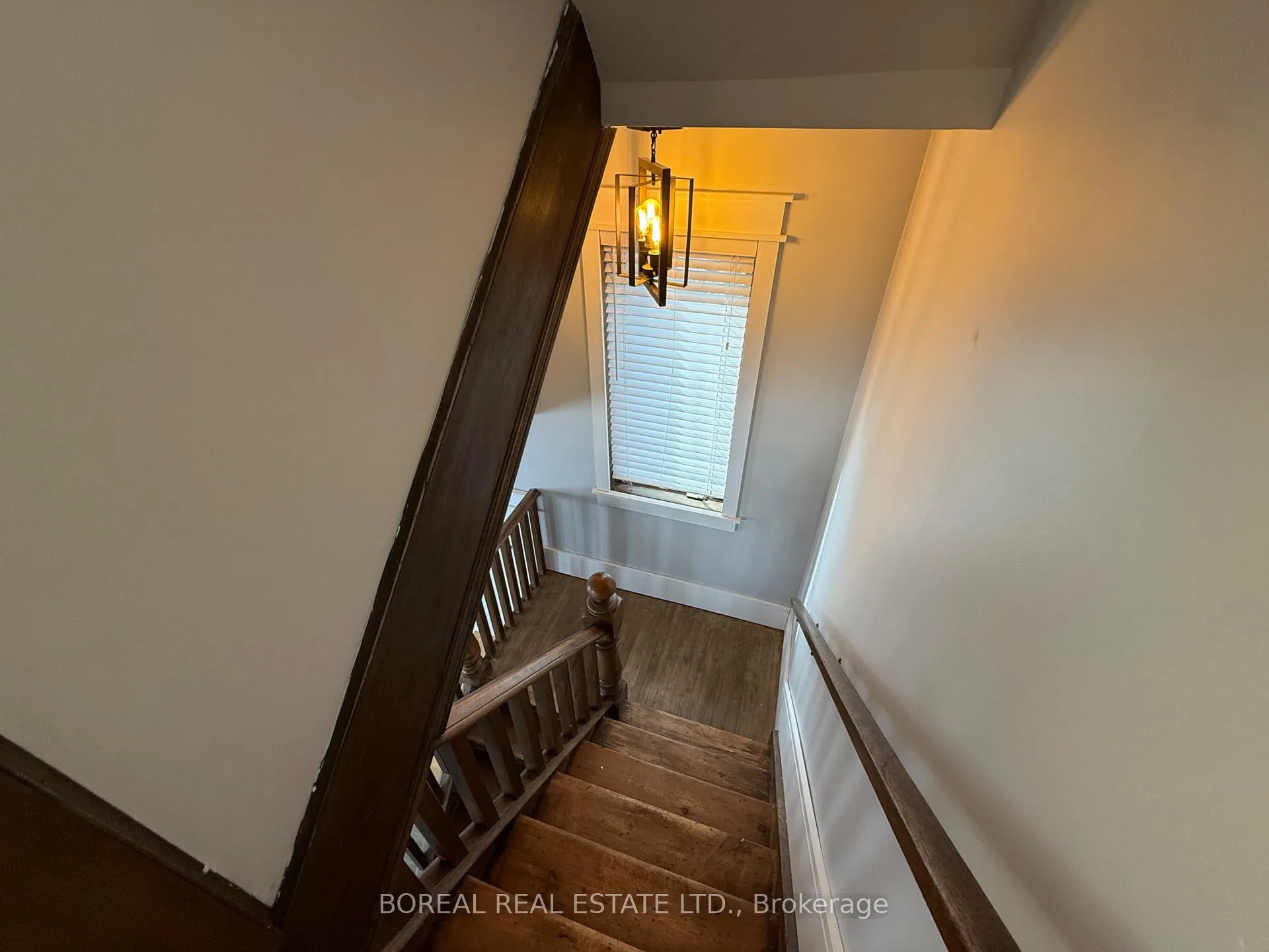 Photo 21 of 185 Fifth Street, Cochrane — HOMEH