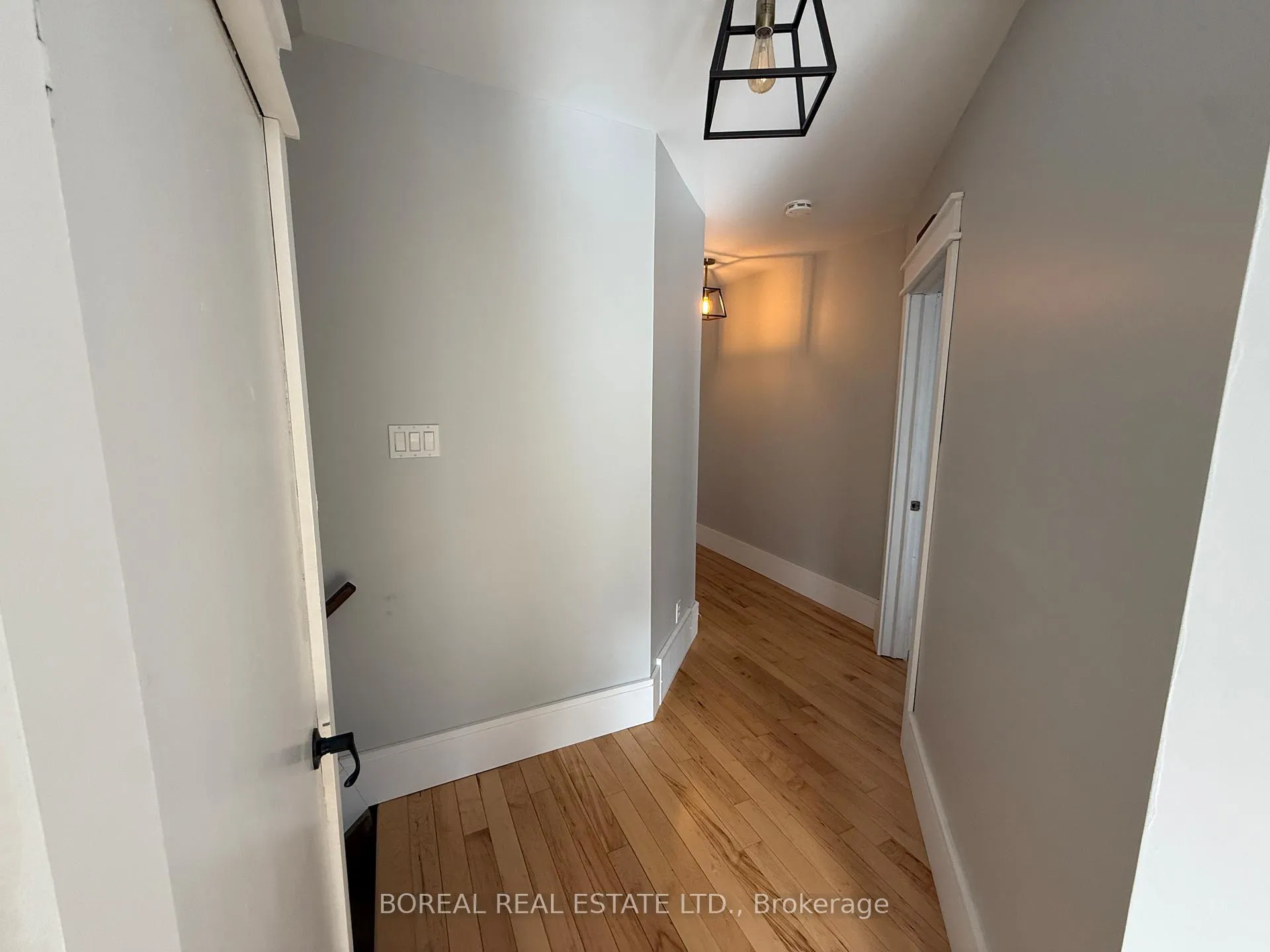 Photo 24 of 185 Fifth Street, Cochrane — HOMEH