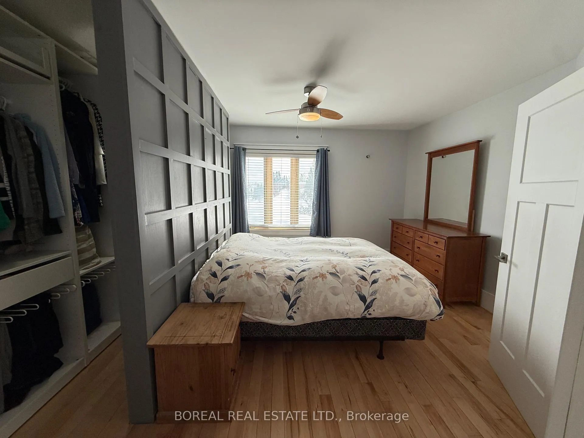 Photo 26 of 185 Fifth Street, Cochrane — HOMEH