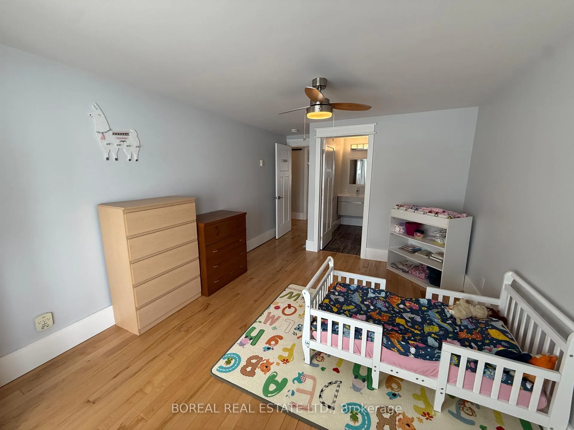 Photo 34 of 185 Fifth Street, Cochrane — HOMEH