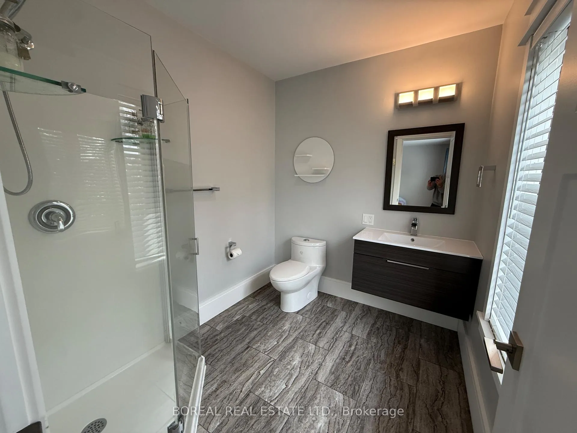 Photo 38 of 185 Fifth Street, Cochrane — HOMEH