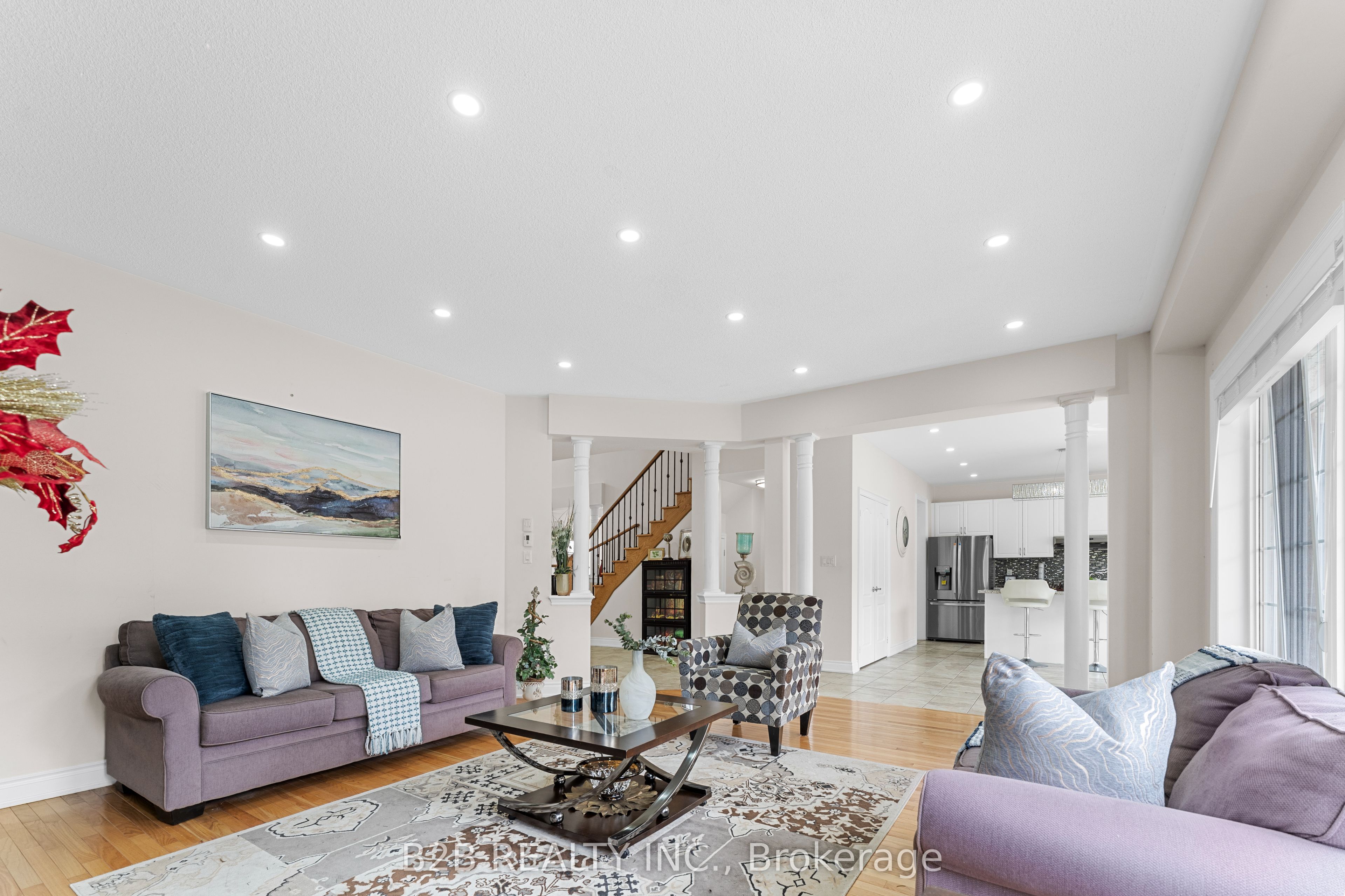 Photo 16 of 22 Templar Street, Brampton, Credit Valley — HOMEH